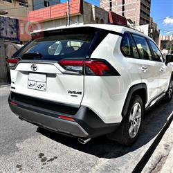 تۆیۆتا ڕاڤ 4